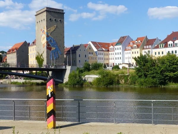 Aproveche al máximo nuestra moderna oferta de alquiler de coches en Görlitz